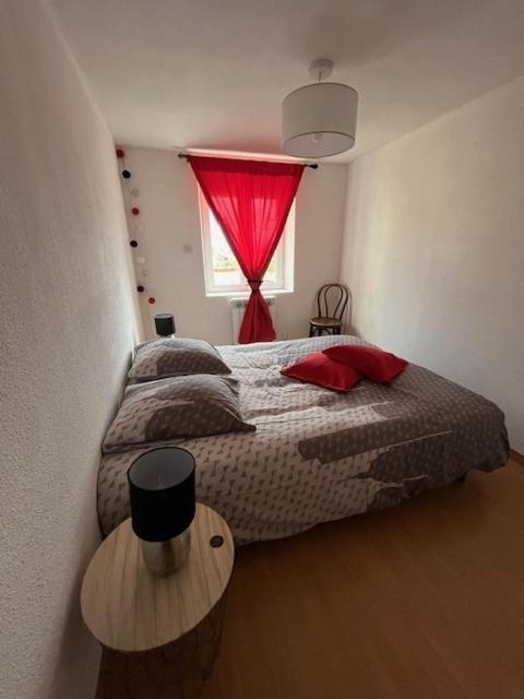 Jolie Maison De Campagne, Compostelle Soleymieux Экстерьер фото